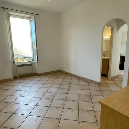 Grand Dans Le Centre De * Nizza