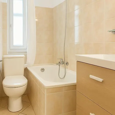 Grand Dans Le Centre De